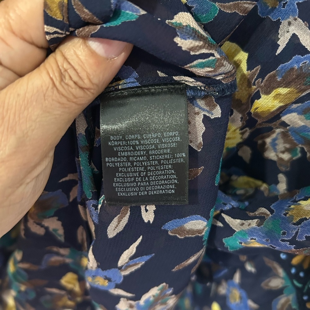 Meadow Rue Navy Blue Floral V-Neck Long Sleeve Blouse - Picture 3 of 5